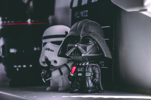 Foto de Bonecos Cabeça de Mola Darth Vader e Stormtrooper