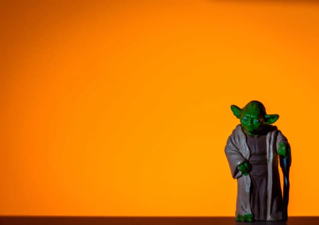 Foto de Boneco Yoda de porcelana